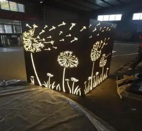 广阳耐候钢灯箱